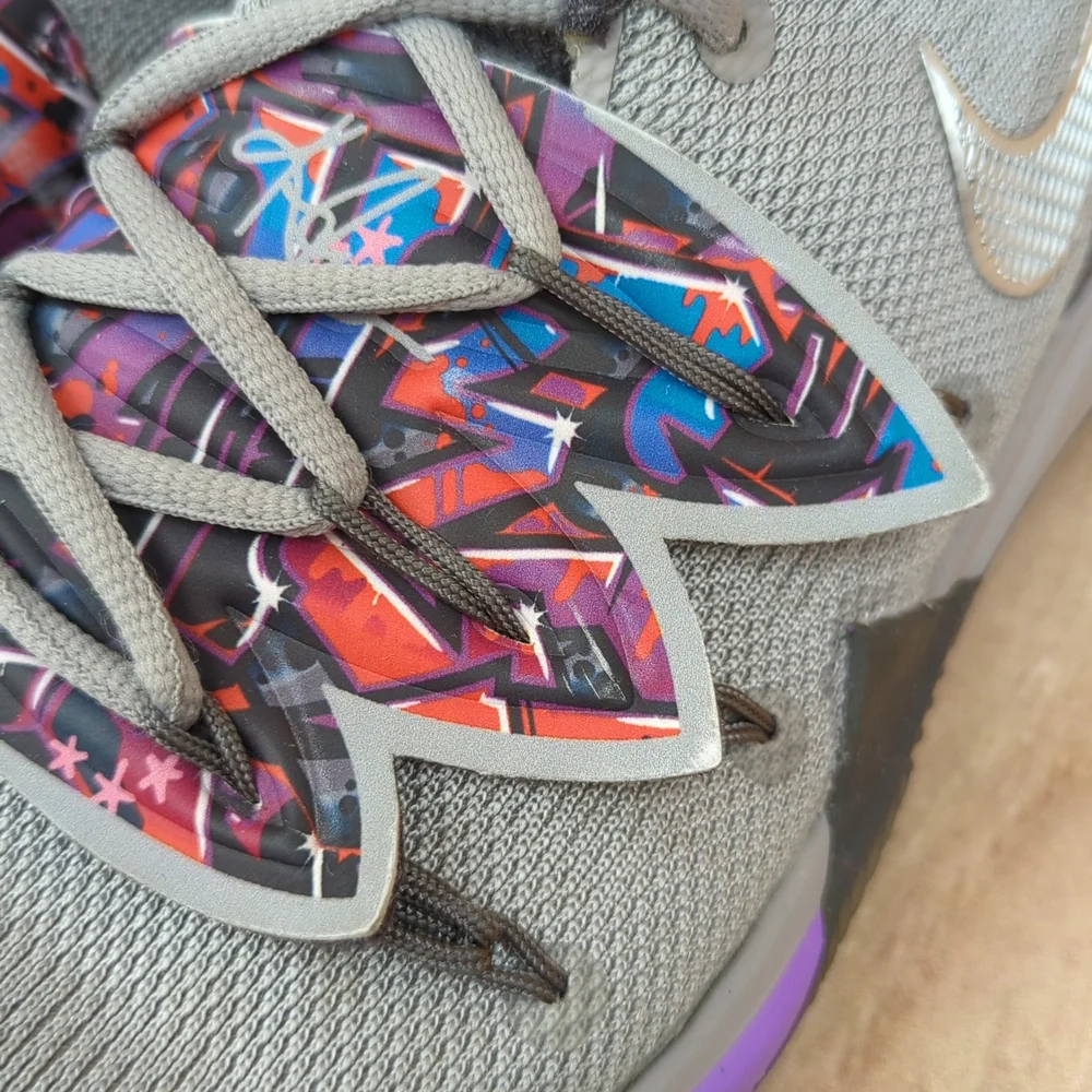 NIKE Kids Kyrie 5 Graffiti Basketball Shoes Sz 5.5Y Gray Purple Multicol…